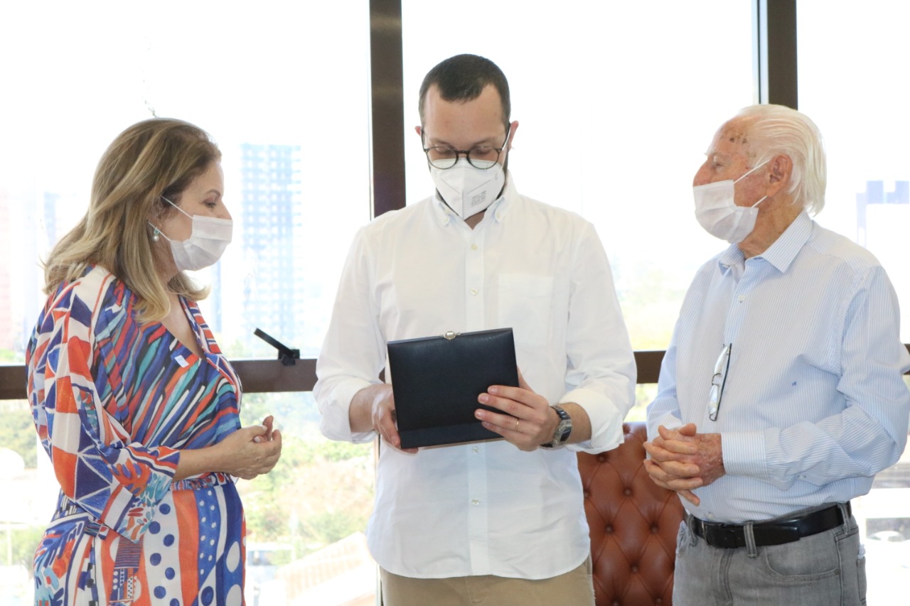 Visita Filipe Barros Hospital Do Cancer Londrina 9